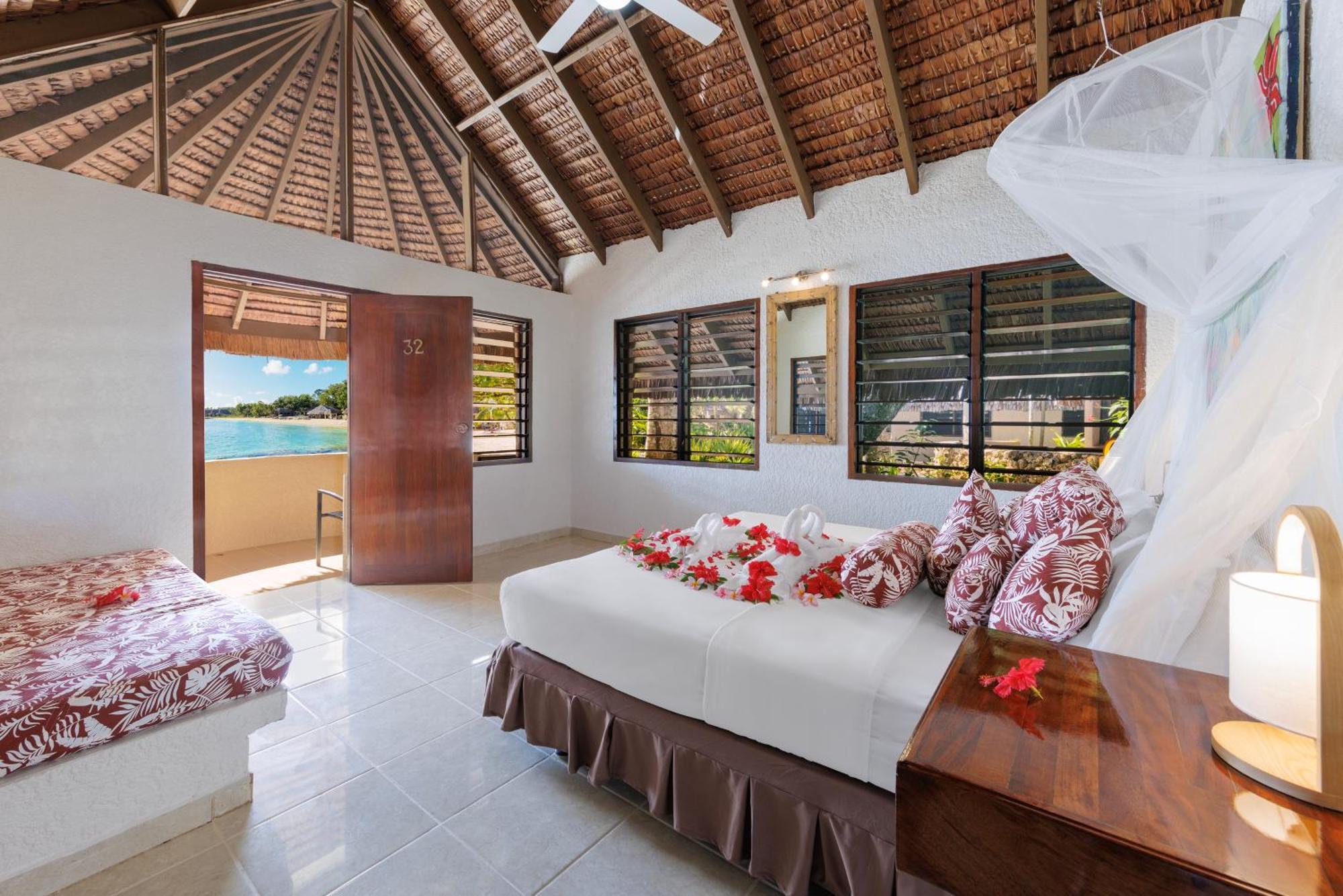 Breakas Beach Resort (Adults Only) Port Vila Eksteriør bilde