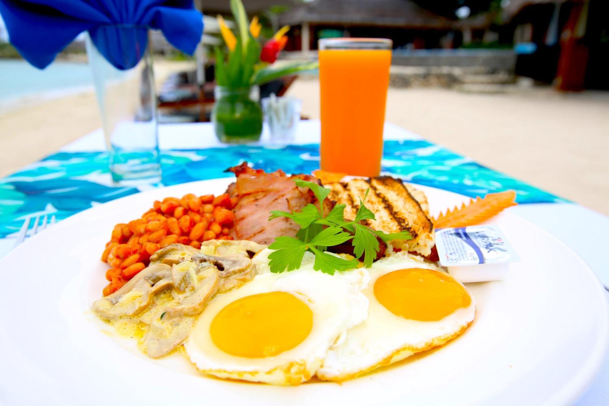 Breakas Beach Resort (Adults Only) Port Vila Eksteriør bilde