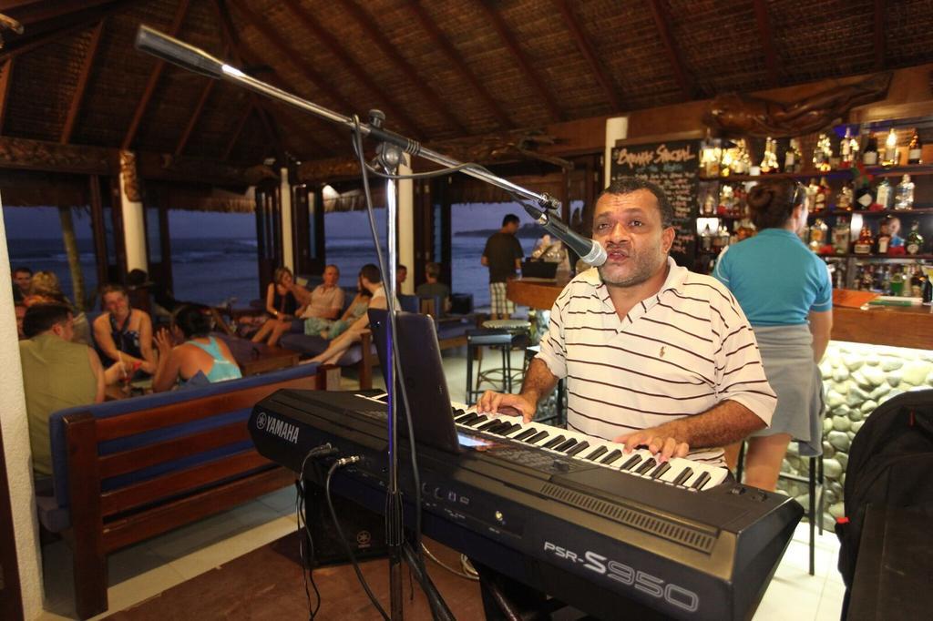 Breakas Beach Resort (Adults Only) Port Vila Eksteriør bilde