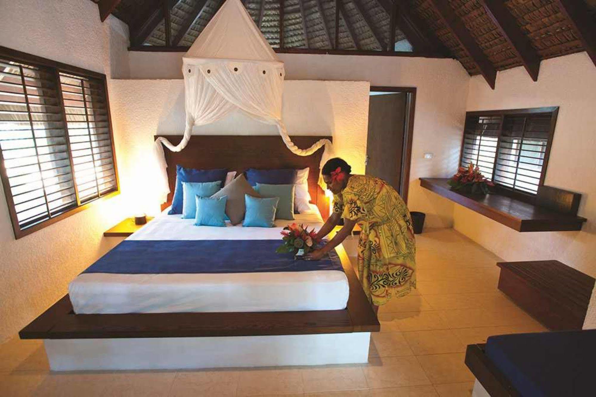 Breakas Beach Resort (Adults Only) Port Vila Eksteriør bilde